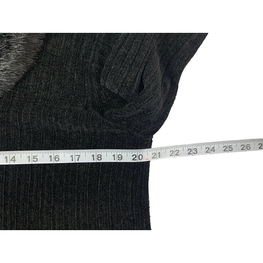 Valerie Stevens Women's Soft Black Fuzzy Neck Sweater - Picture 4 of 6